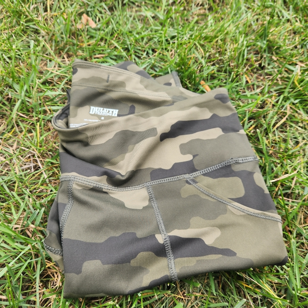 Duluth Trading Co full length Camo Leggings
